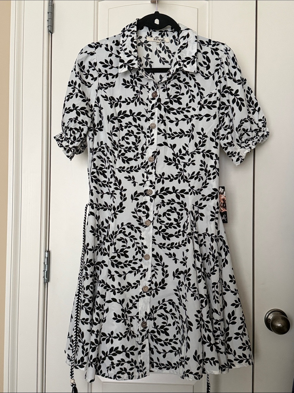 Black Ivory Floral Vine Belted Shirt Dress 3/4 Sleeve Button Front Flowy L/XL
